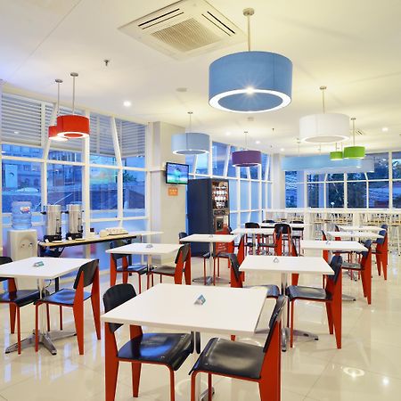 Pop! Hotel Kemang Jakarta Eksteriør bilde