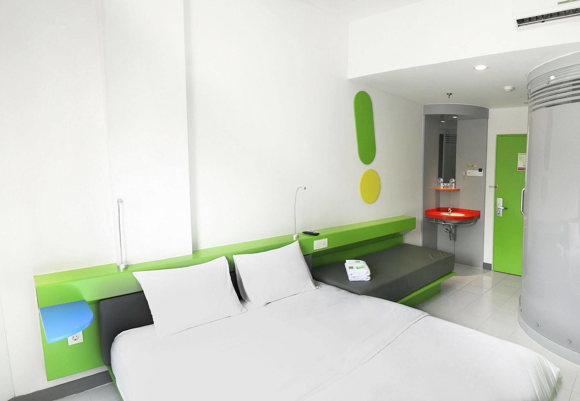 Pop! Hotel Kemang Jakarta Eksteriør bilde